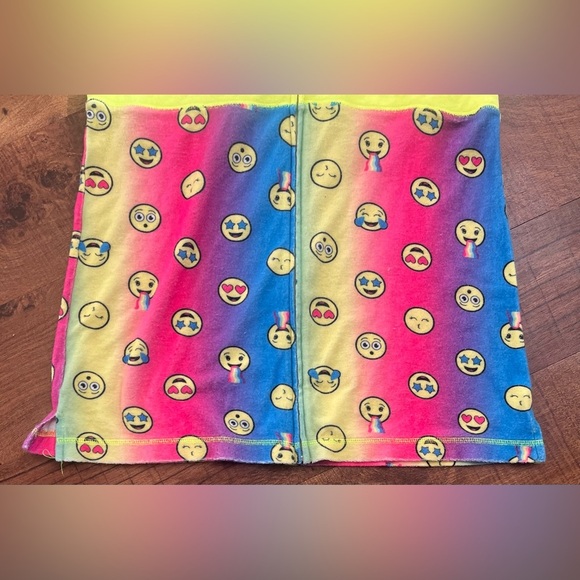 Justice girls full zip hooded coverup Sz 14/16 emojis - Picture 4 of 6